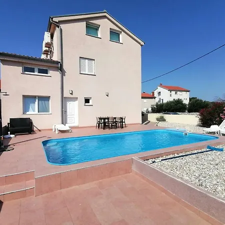 Apartman Lavanda *